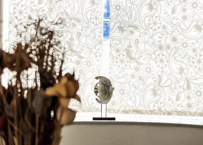 Seafront In With Swimming Pool And Parking *