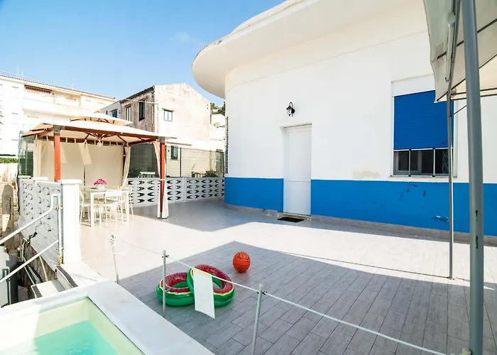 Seafront In With Swimming Pool And Parking Villa