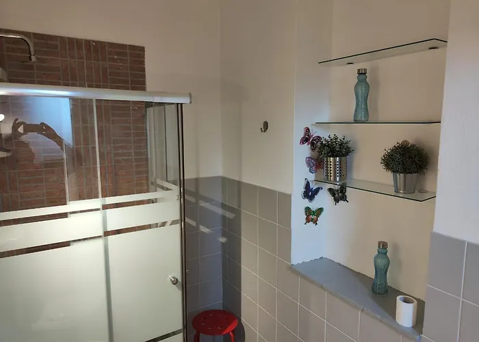 Villa Seafront In With Swimming Pool And Parking