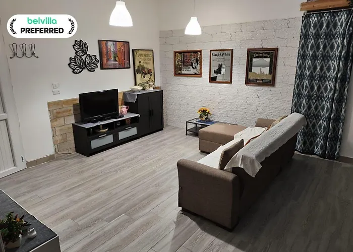 Villa Seafront In With Swimming Pool And Parking Alcamo Marina