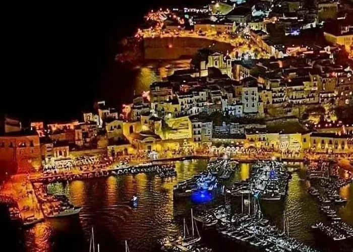 Seafront In With Swimming Pool And Parking