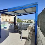 Seafront In With Swimming Pool And Parking Villa *