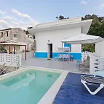 Seafront In With Swimming Pool And Parking Alcamo Marina
