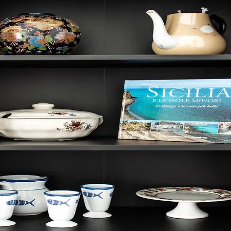 Seafront In With Swimming Pool And Parking Villa *