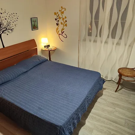 Seafront In With Swimming Pool And Parking