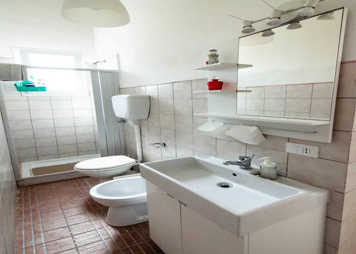 Villa Seafront In With Swimming Pool And Parking