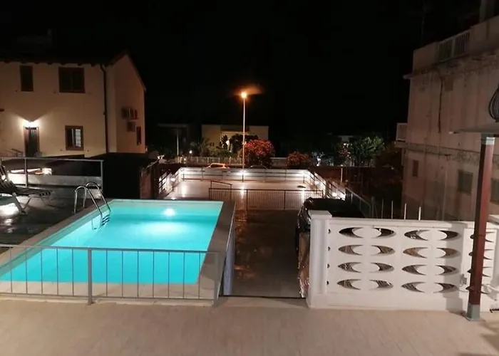Villa Seafront In With Swimming Pool And Parking Alcamo Marina